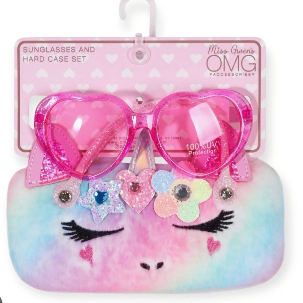 Miss Gwens OMG ACCESSORIES SUNGLASSES AND HARD CASE SET